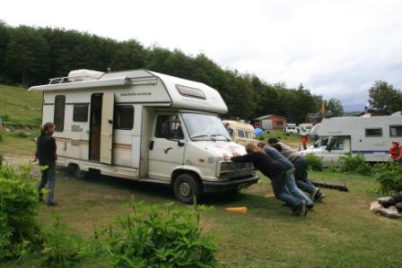 Mit Schwung und Hilfe nach drei Tagen wieder zurck auf die Strae